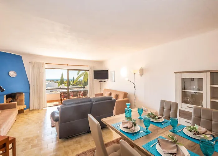 Luna - With A Pool Area With A Lounge Bar Albufeira