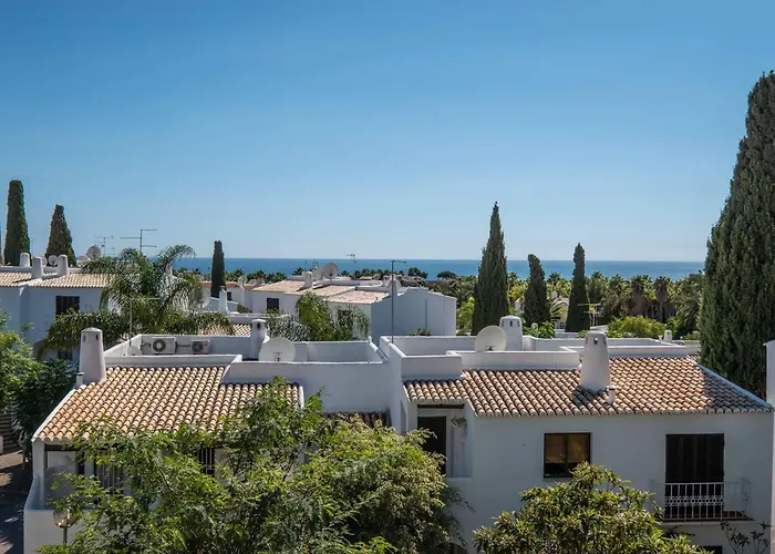Luna - With A Pool Area With A Lounge Bar Appartement Albufeira