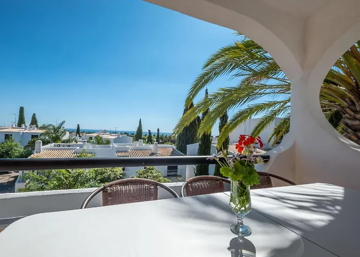 Luna - With A Pool Area With A Lounge Bar Appartement Albufeira